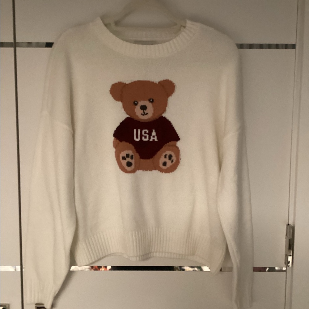 Hollister White Sweater with Teddy Bear USA Motif